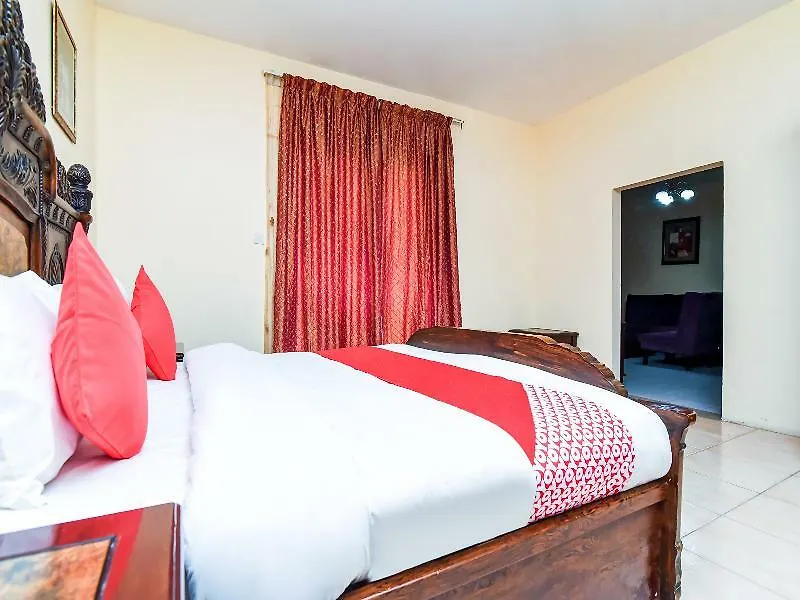 Oyo 168 Al Raha Hotel Apartments Sharjah 2*,
